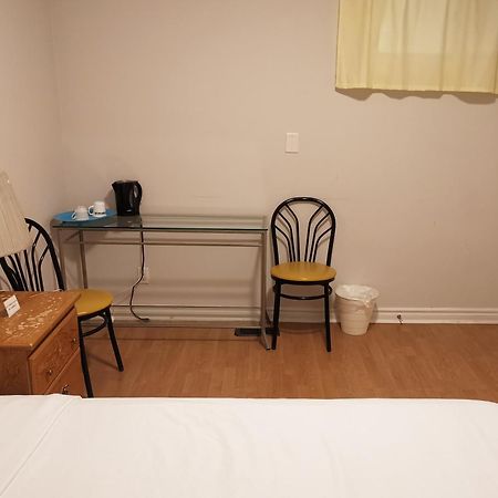 Cozy Private Rm Heart Of North York Free Parking Full Kitchen Close To Downtown Toronto Exterior foto