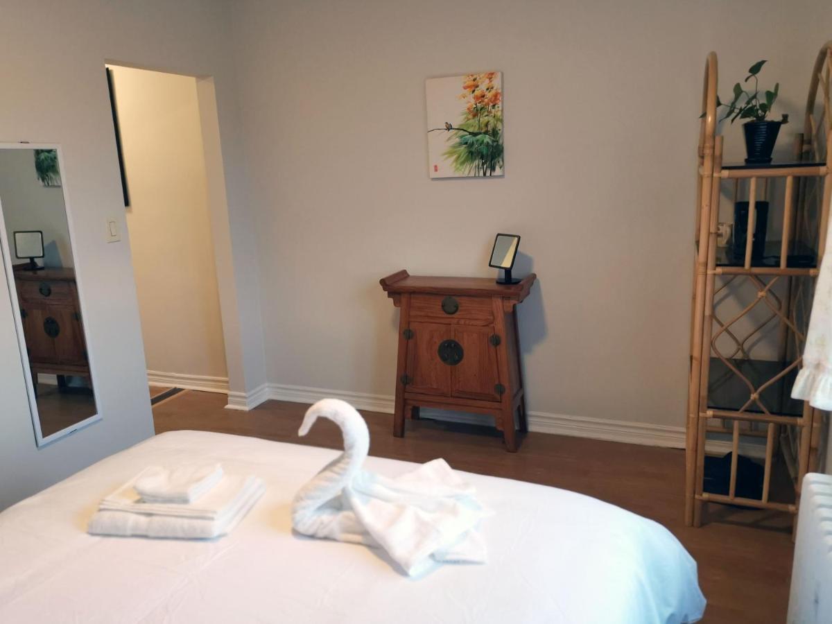 Cozy Private Rm Heart Of North York Free Parking Full Kitchen Close To Downtown Toronto Exterior foto